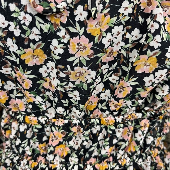 LUSH LONG SLEEVE BLACK FLORAL BLOUSE TIE NECK SMOCKED WAIST SIZE SMALL PETITE - Picture 15 of 16